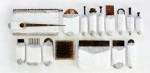 „Privatsammlung“ / Werkzeuge 2001, Papiermaché, Gips und Eisenteile, in Vitrine, 110 x 55 cm, H 70 cm